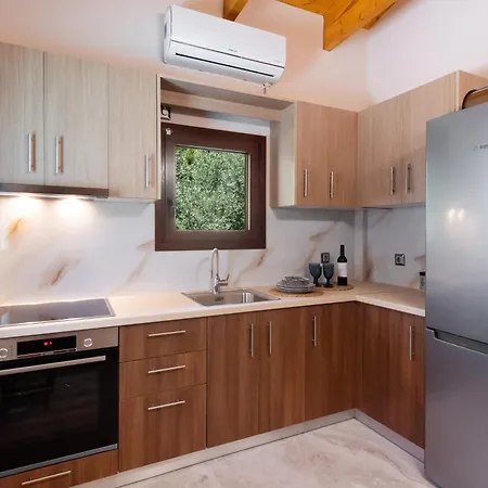 Apartment Secret Paradise *