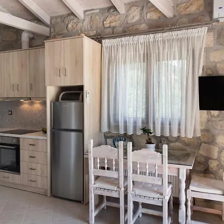 Secret Paradise Apartment *
