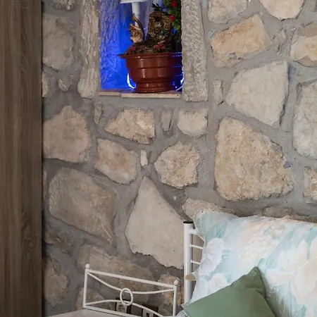 Secret Paradise Apartment